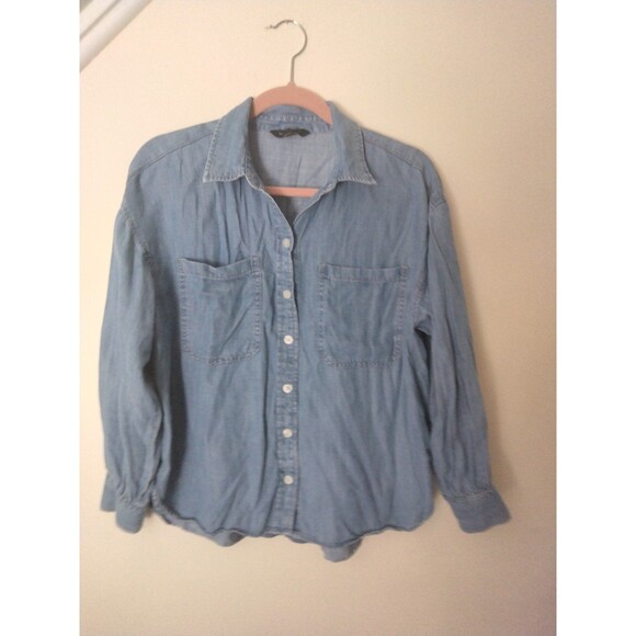 Banana Republic - Button up Denim shirt - Small - Picture 1 of 4
